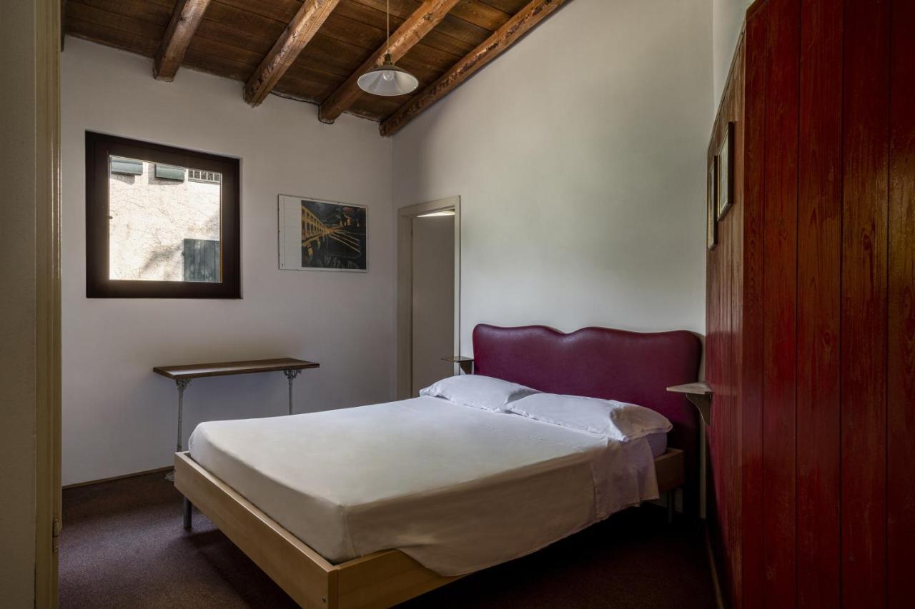 Agriturismo Le Chiusure San Felice del Benaco Exteriör bild